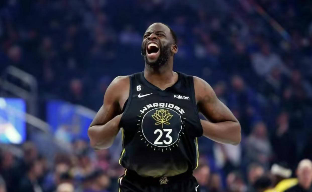 网页版入口-羽毛球队关键时刻救险，勇士力保胜局拿下系列赛